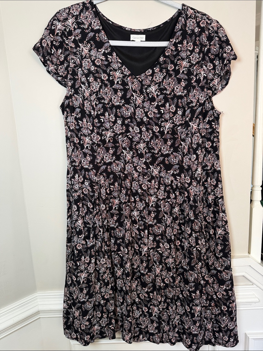 Garnet Hill Black Babydoll Midi Dress with Floral Print. Pockets. Size 12